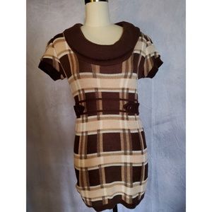 Cowl neck knitted sweater dress